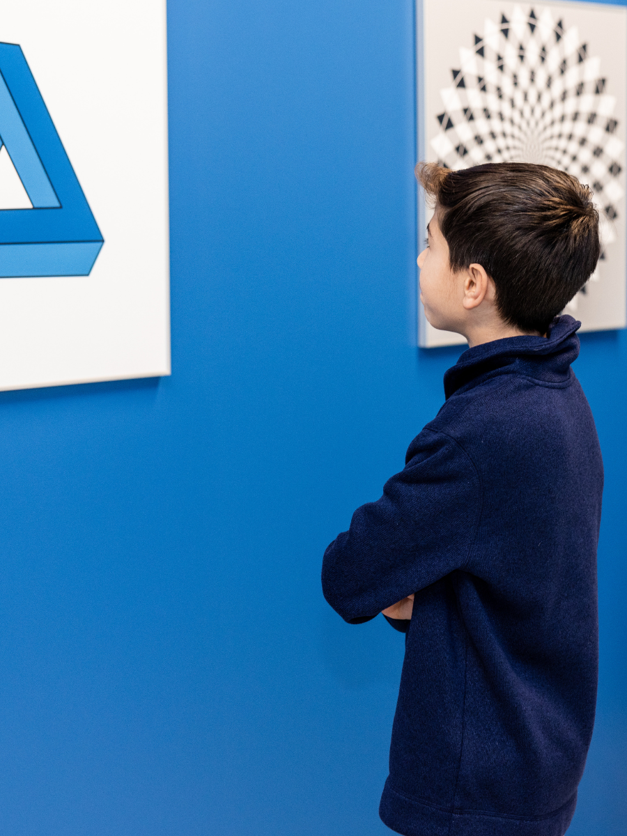 images exhibits gallery4 moi Durban 900x1200 1